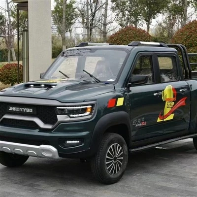 Camionnette électrique à quatre portes